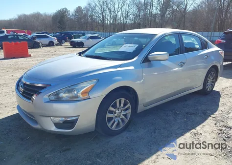 2015 Nissan Altima 2.5 from USA, damaged, VIN 1N4AL3AP5FC581517